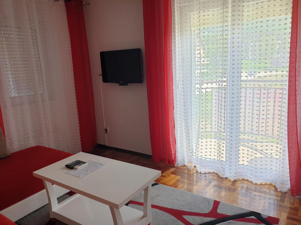 Lux Apartman Ristic 2 Сокобаня Екстер'єр фото